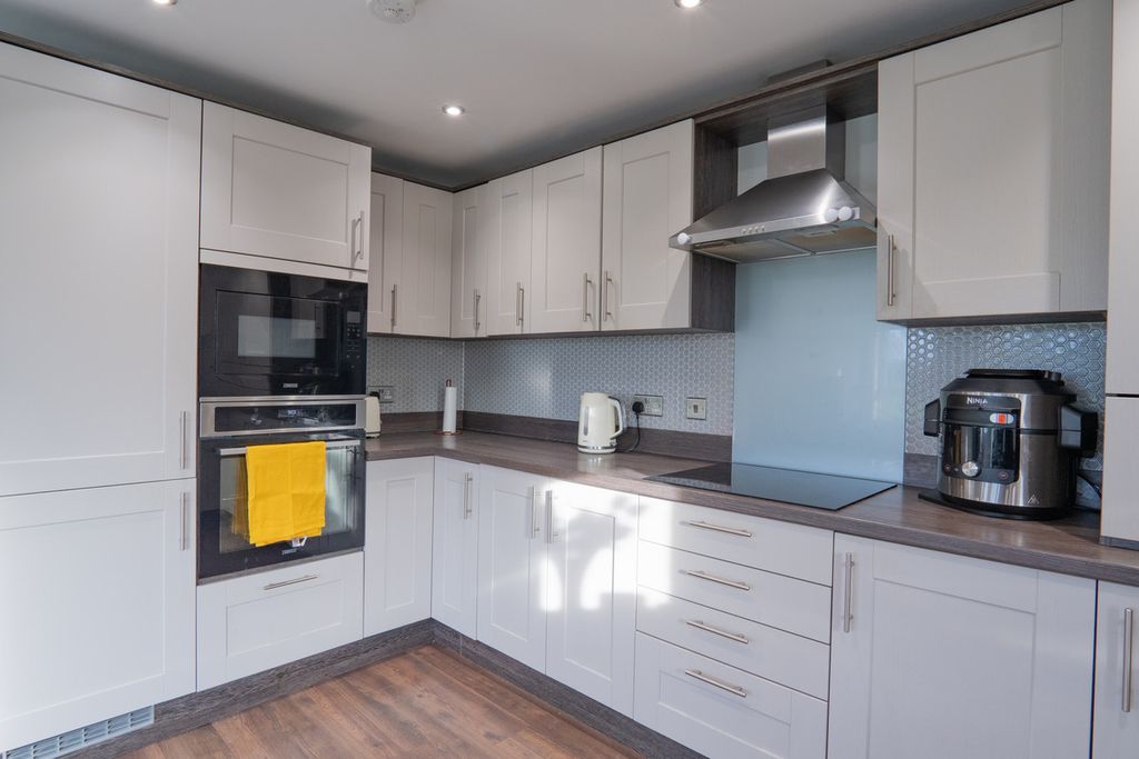Additional image 5 of 3 bed flat for saleJasmine Drive, Elgin IV30