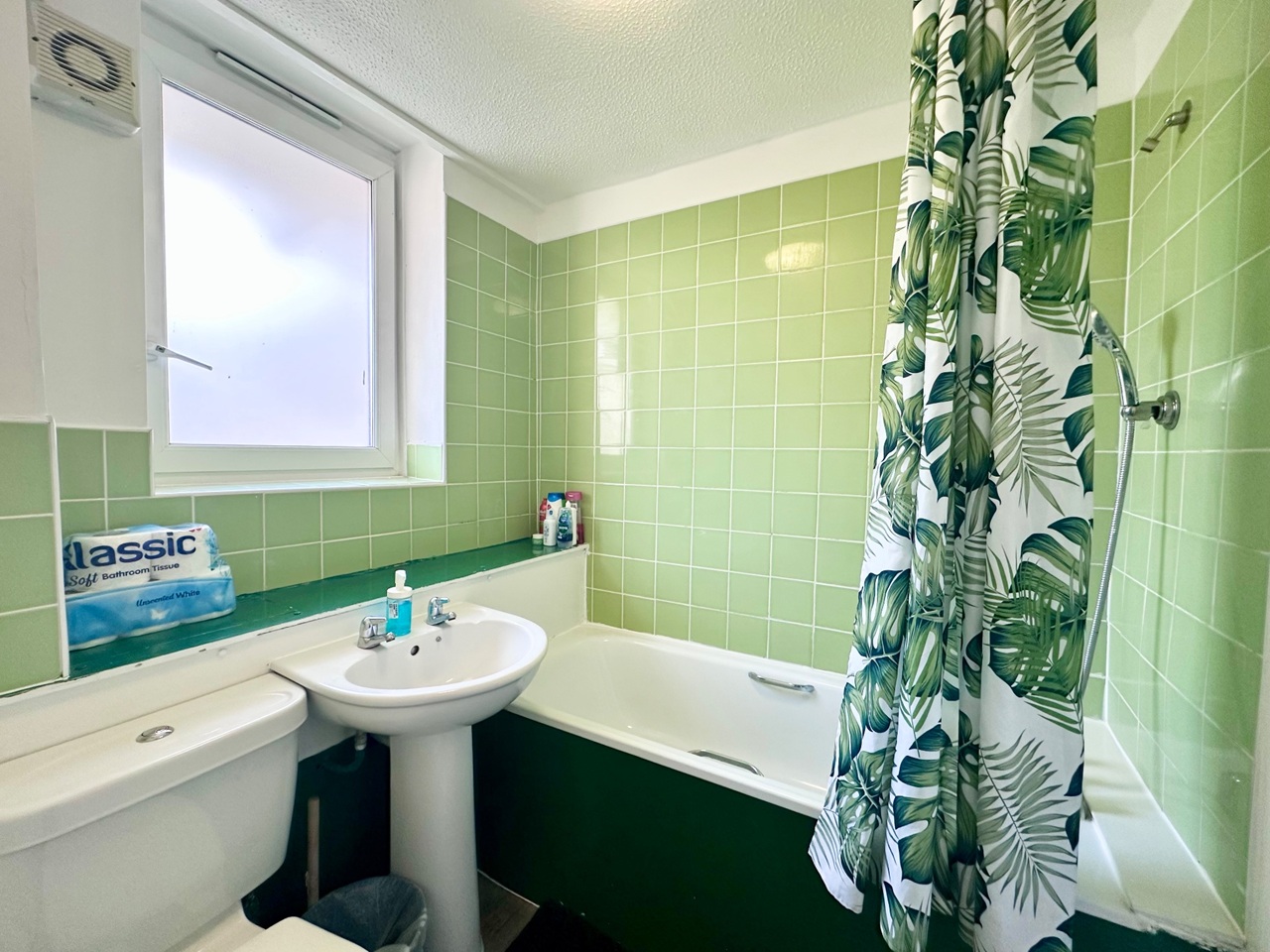 Additional image 10 of Room in a Shared Flat, King's Cross Road, WC1X, N1 7GU