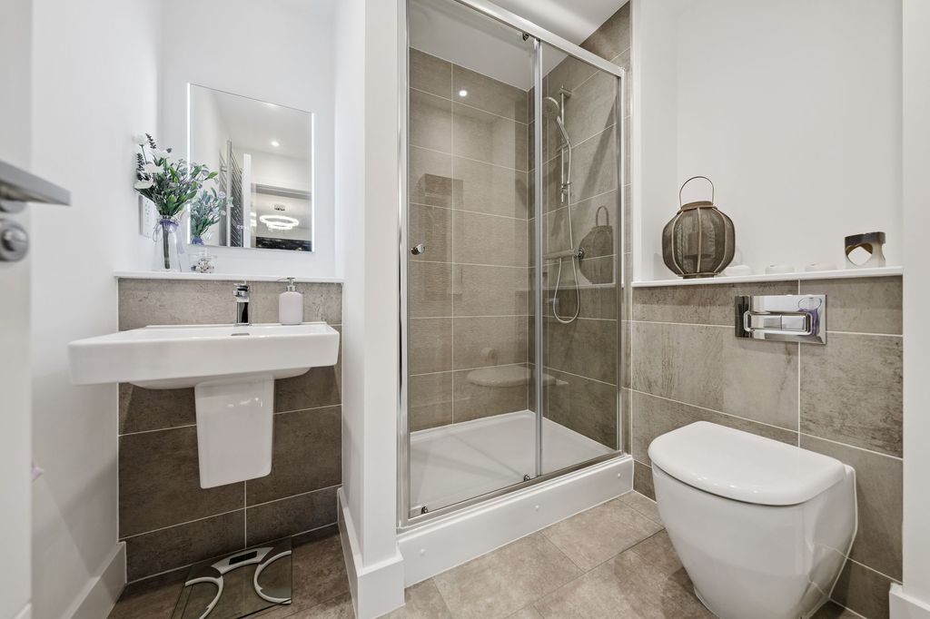 Additional image 12 of 2 bed flat for sale122 Festival Court, Prince's Quay, Glasgow G51