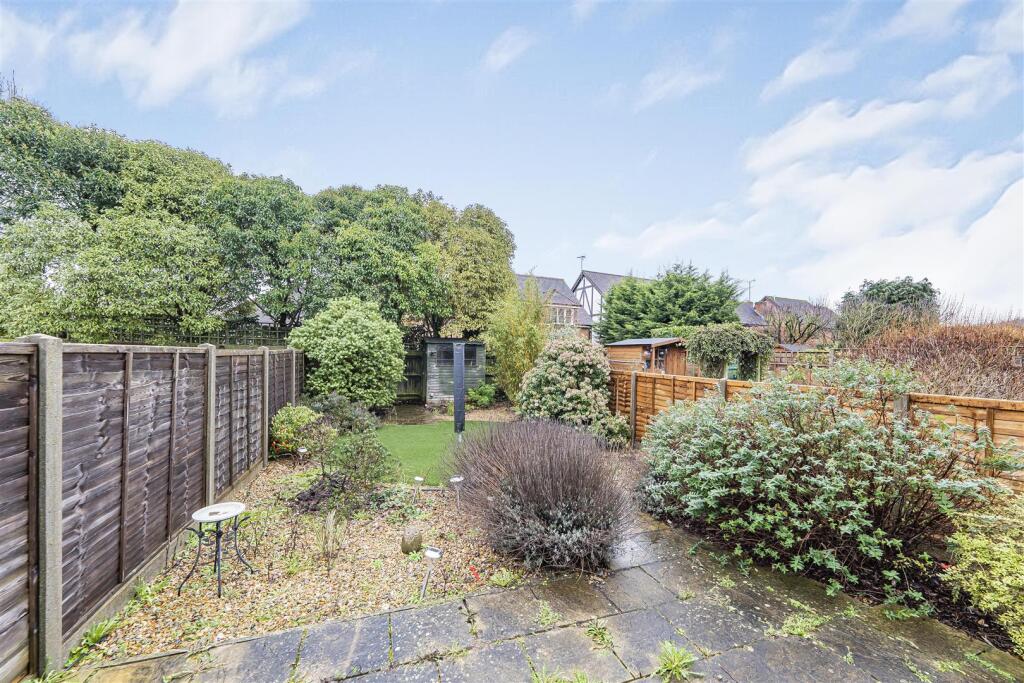 Additional image 13 of Wych Elms, Park Street, St. Albans