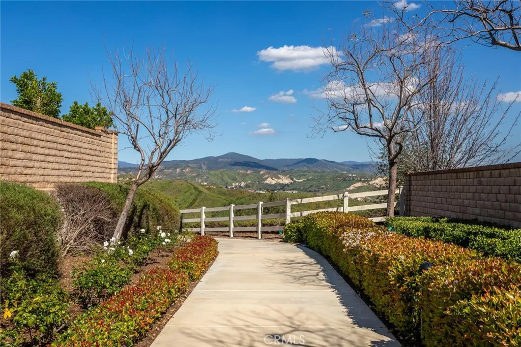 Additional image 96 of 28629 Farrier Dr, Valencia, CA 91354