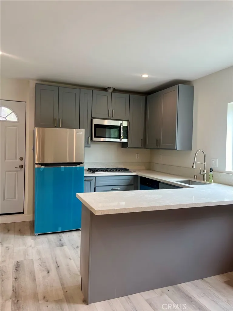 Additional image 10 of 20757 Clark Street, Woodland Hills, CA 91367