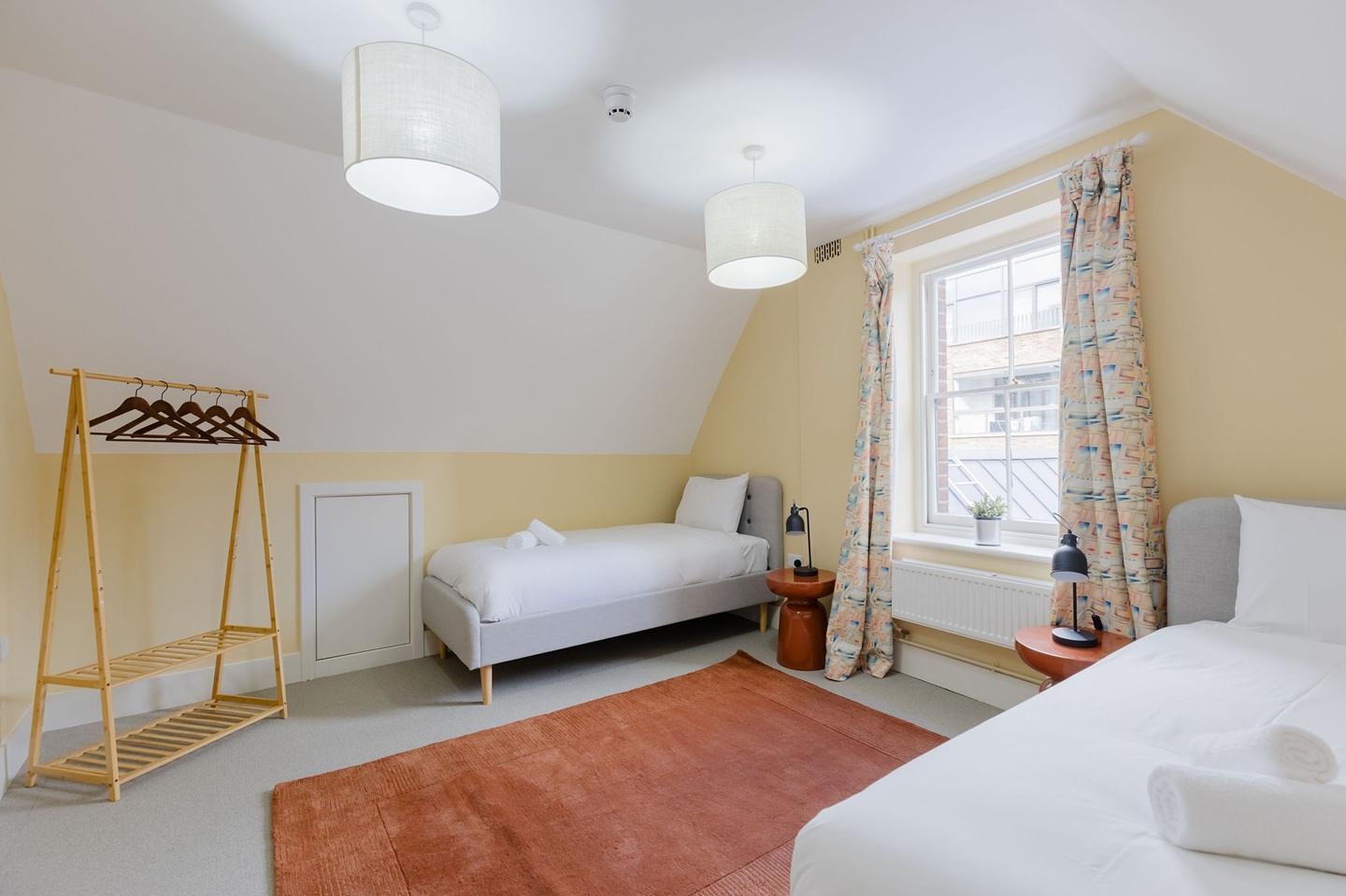 Additional image 3 of 2 Bed Flat, Commercial Street, E1, N1 7GU