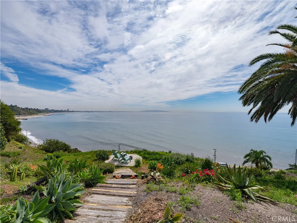 Additional image 75 of 17352 W Sunset Blvd, Pacific Palisades, CA 90272