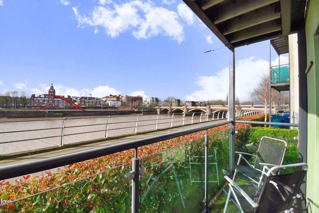 Additional image 16 of 2 bed flat for saleCopper Dome Mews, The Bramante Copper Dome Mews NP19