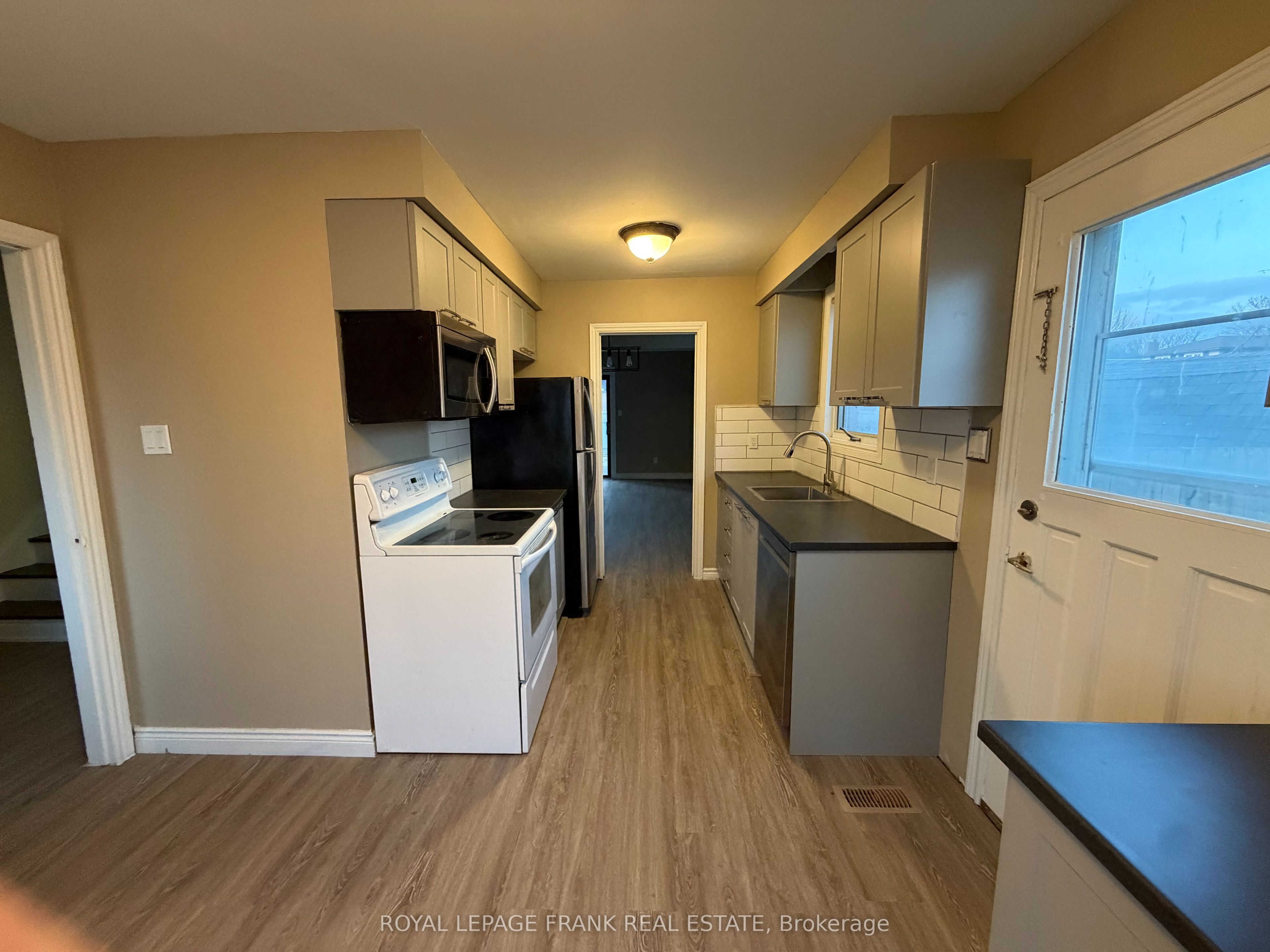 Additional image 4 of 16 Loscombe Drive, Clarington, ON, L1C 3S9