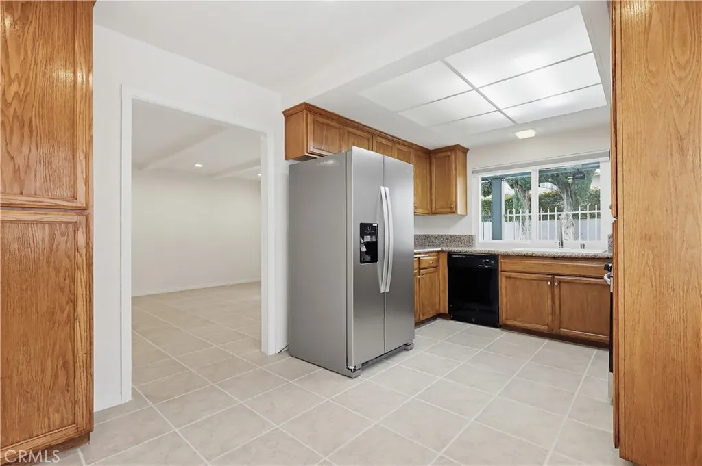 Additional image 16 of 18102 Hatteras St, Tarzana, CA 91356