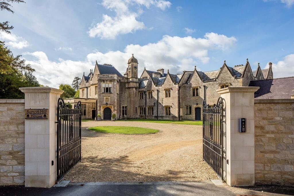 Additional image 14 of 19 bed detached house for saleBurton Hill, Malmesbury, Wiltshire SN16
