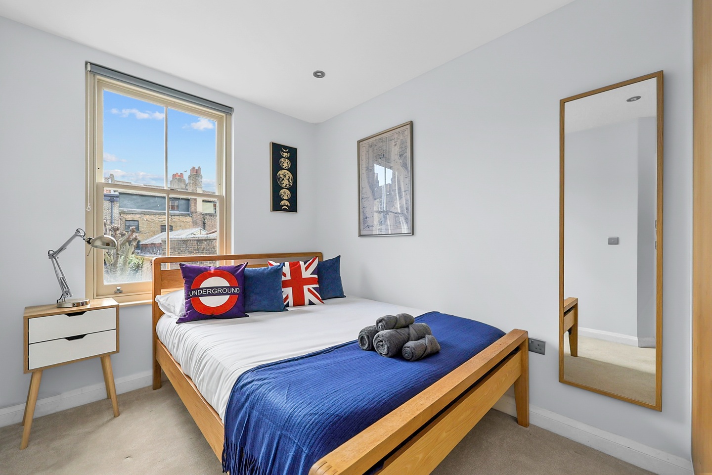 Additional image 3 of 2 Bed Flat, Hanbury Street, E1, N1 7GU