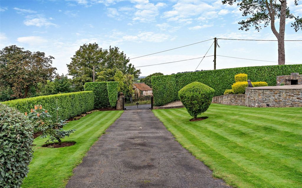 Additional image 25 of 5 bed detached house for saleHeol Y Parc, Pentyrch, Cardiff CF15