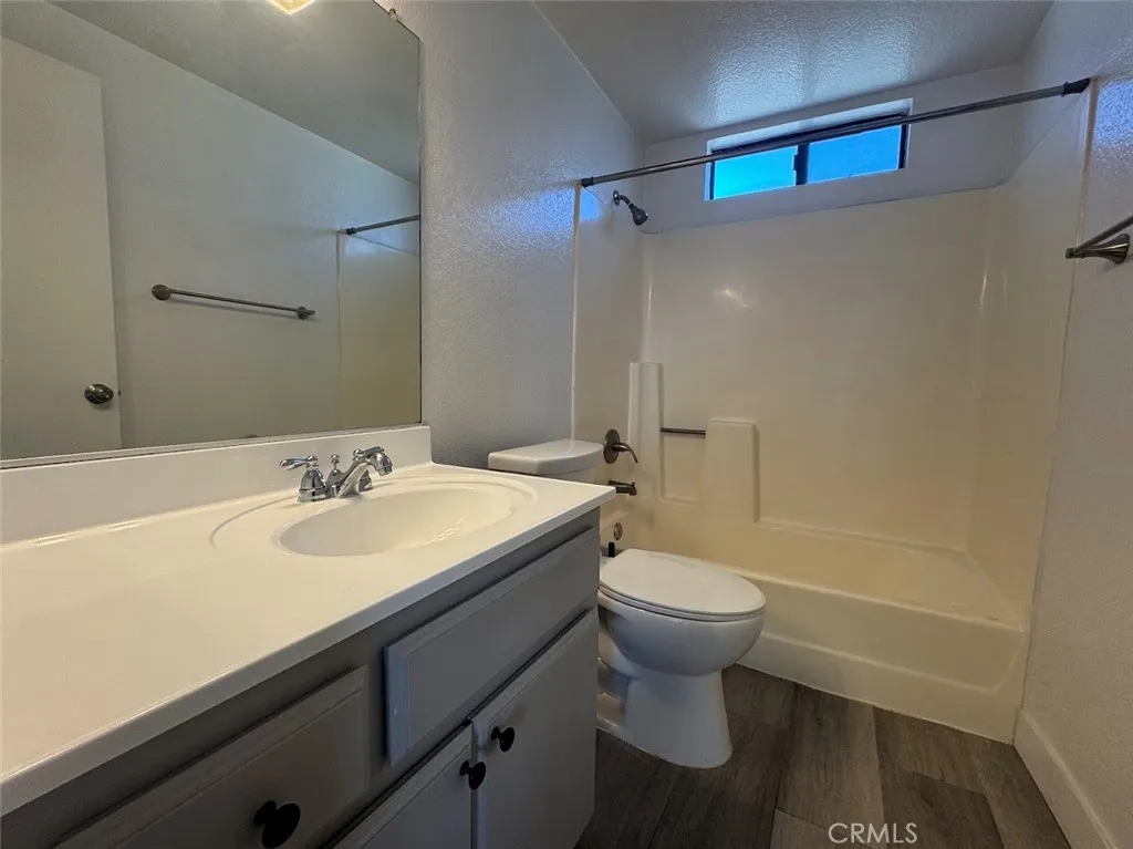 77 N Holliston Avenue Unit 6, Pasadena, CA 91106