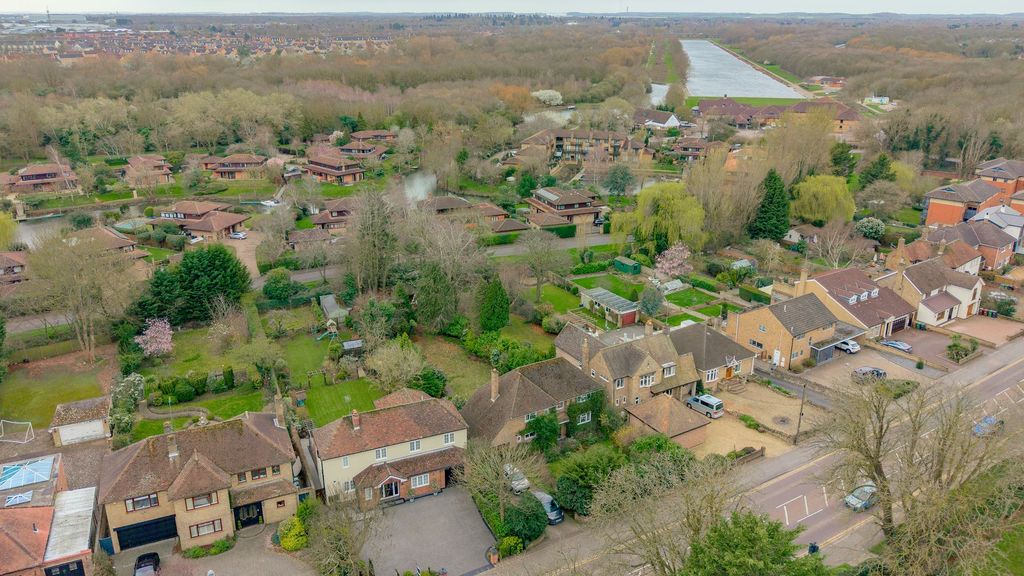 Additional image 28 of 4 bed detached house for saleThorpe Road, Peterborough PE3