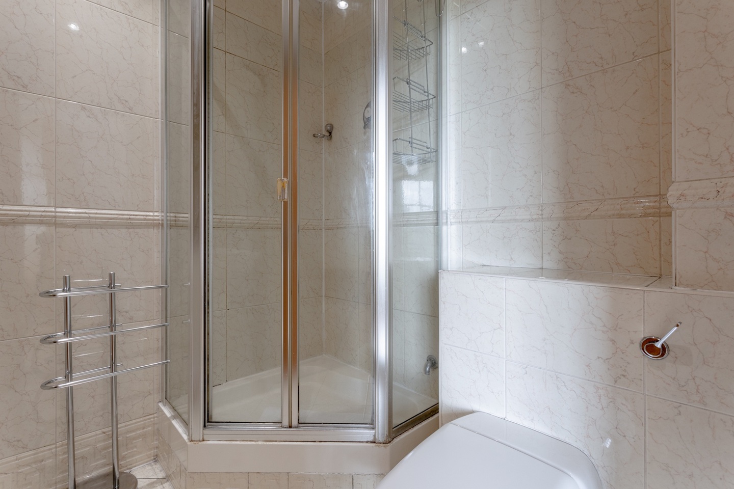 Additional image 24 of 2 Bed Flat, Trinity Square, EC3N, N1 7GU