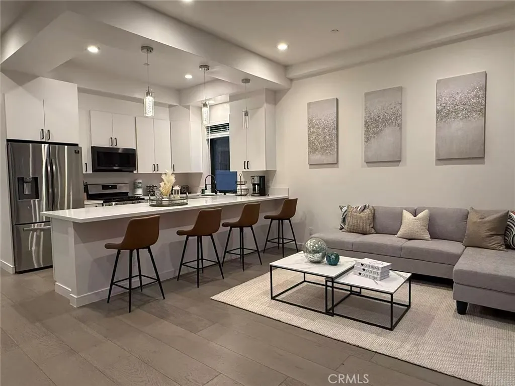 Additional image 2 of 1205 Manzanita St, Silver Lake, CA 90029