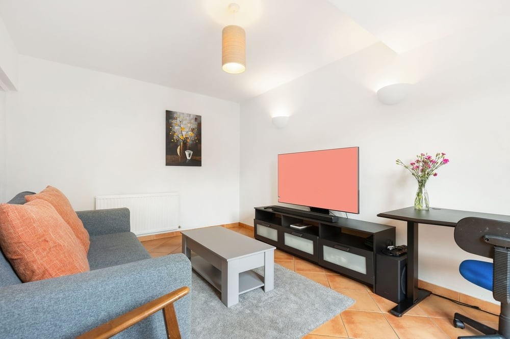 Additional image 3 of 1 Bed Flat, Hopewell Yard, SE5, N1 7GU