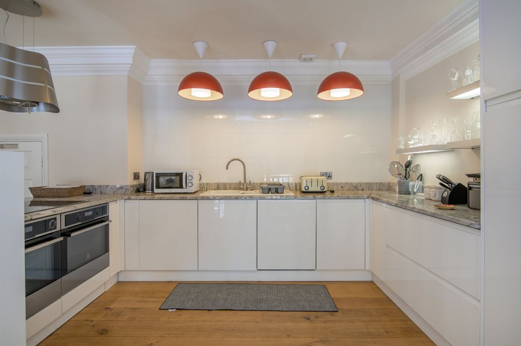 Additional image 7 of 3 bed flat for saleBeaufort Arms Court, Monmouth, Monmouthshire NP25