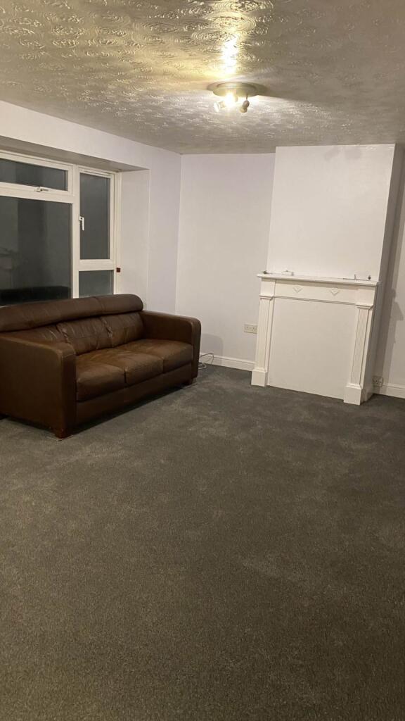 Additional image 5 of High Dells, Hatfield