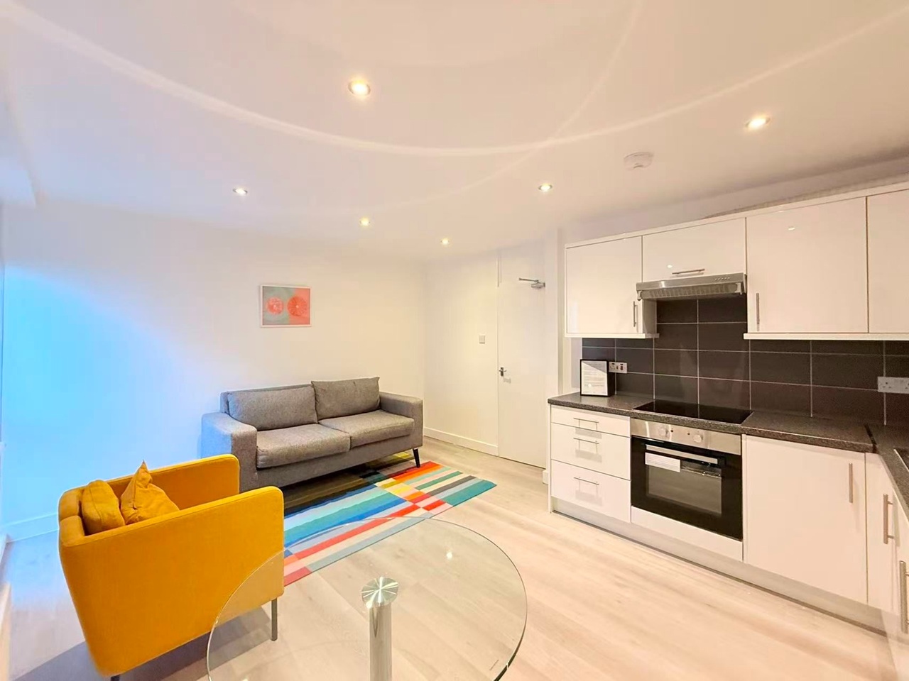 Additional image 7 of 4 Bed Flat, Mursell Estate, SW8, N1 7GU