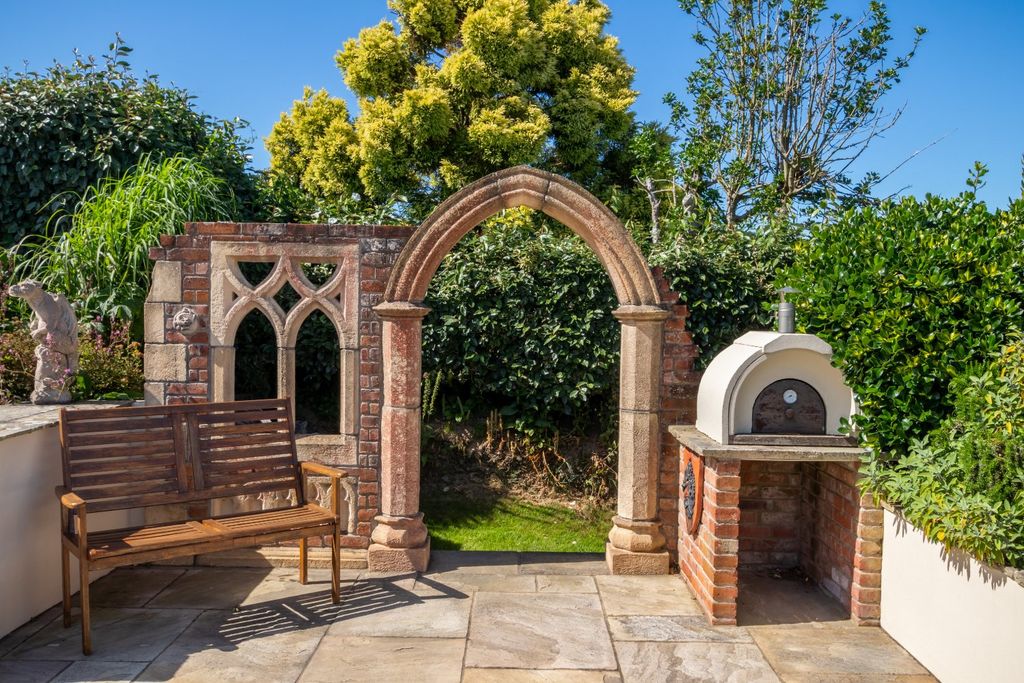 Additional image 49 of 6 bed detached house for saleCalais Road, St. Martin, Guernsey, Channel Islands GY4
