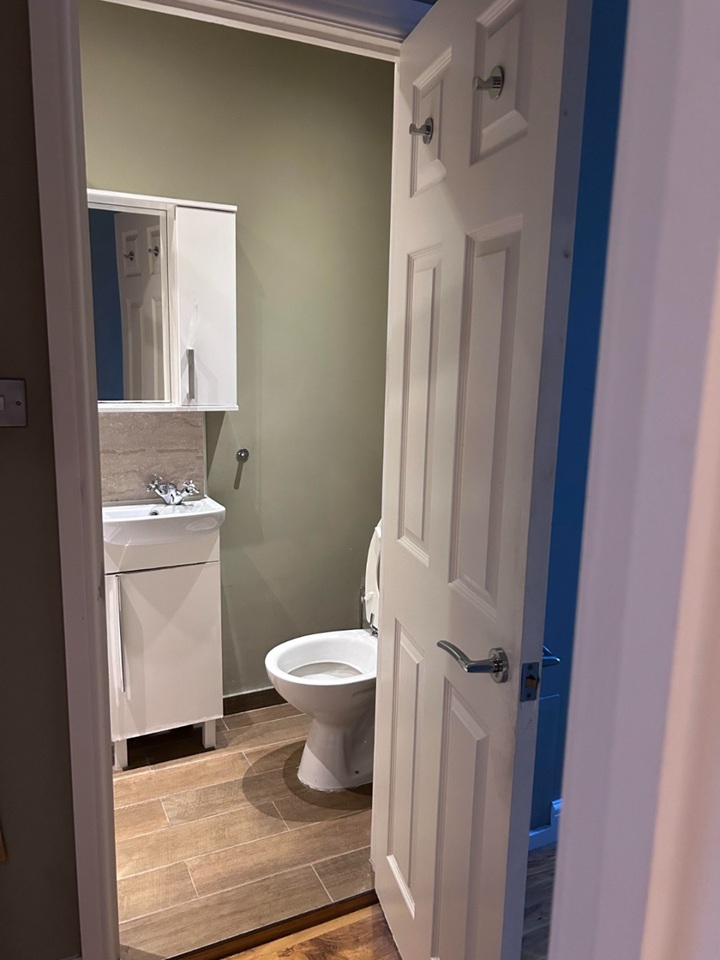 Additional image 9 of 1 Bed Flat, Claverton Street, SW1V, N1 7GU