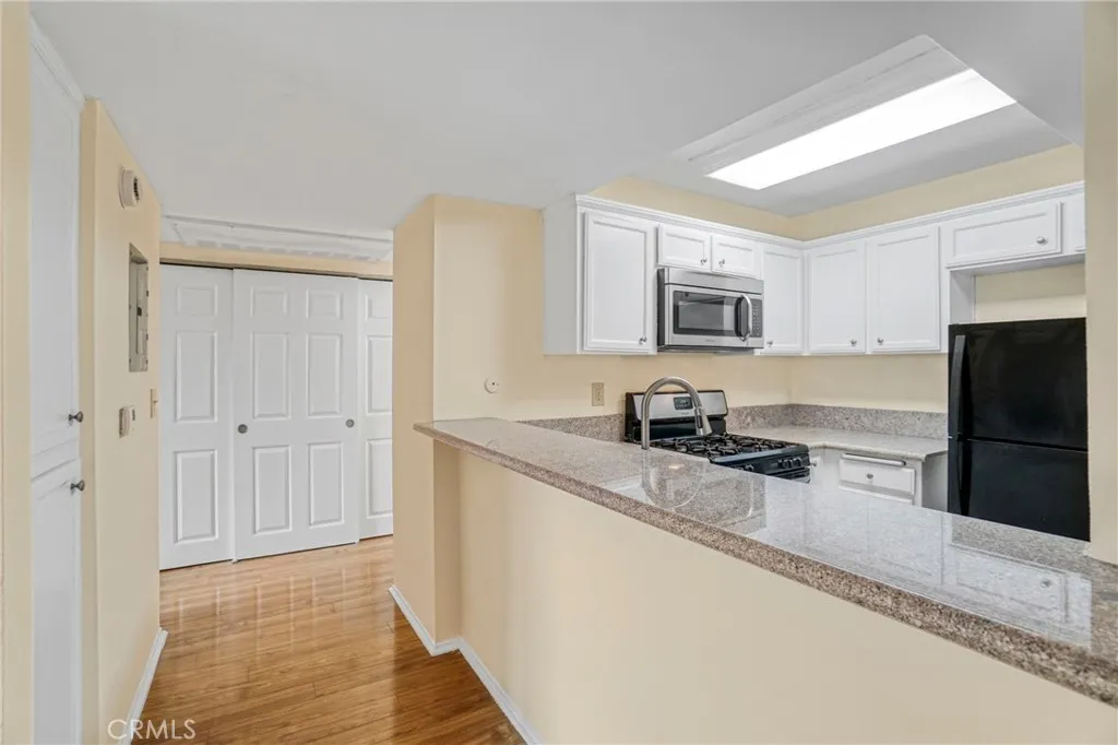 Additional image 45 of 5325 Newcastle Avenue Unit 240, Encino, CA 91316