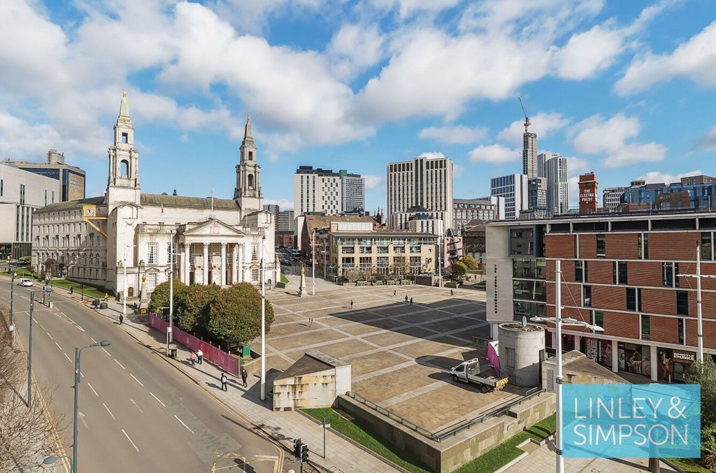 Additional image 9 of 2 bed flat for salePortland Place, 5 Calverly Street, Leeds LS1
