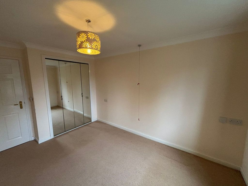 Additional image 2 of 1 bed flat for saleHeol Gouesnou, Brecon LD3