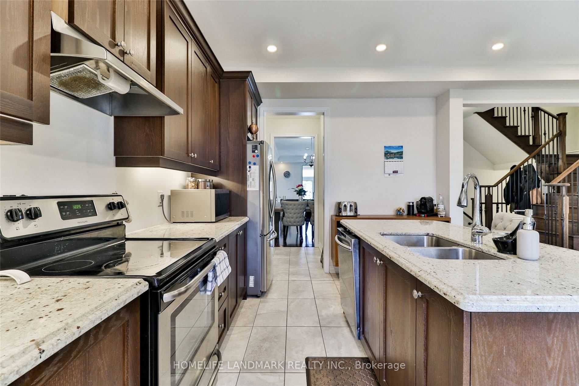 Additional image 5 of 3270 Mintwood Circle, Oakville, ON, L6H 0N7