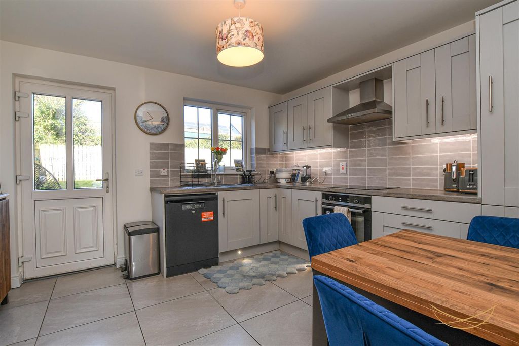 Additional image 9 of 3 bed end terrace house for saleFairview Farm Road, Ballyclare BT39