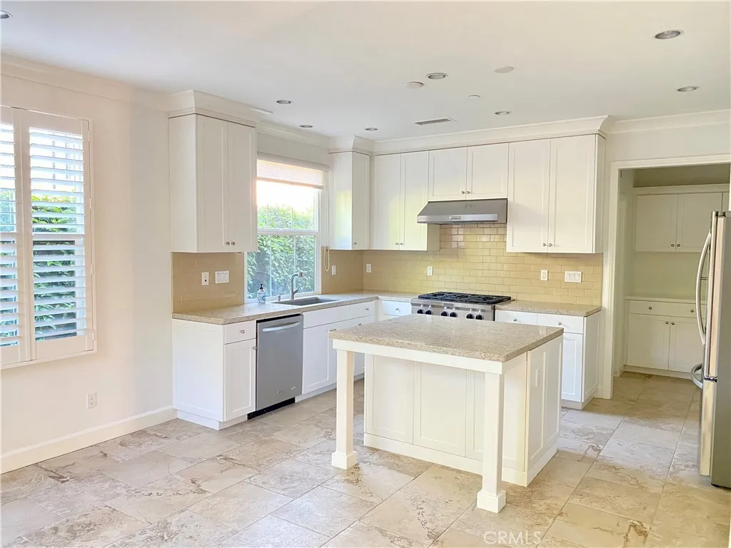 Additional image 8 of 109 Mustang, Irvine, CA 92602