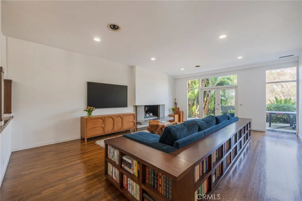 Additional image 6 of 2404 Laurel Avenue, Manhattan Beach, CA 90266