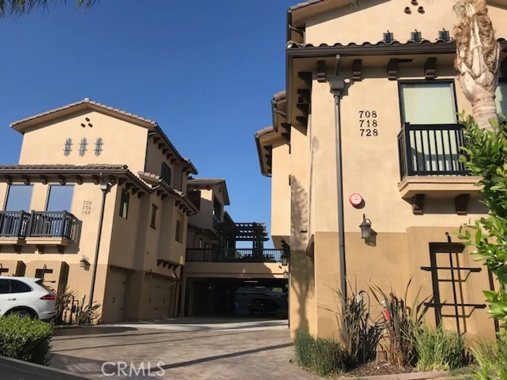 Additional image 4 of 728 N Atlantic Boulevard Unit B, Alhambra, CA 91801