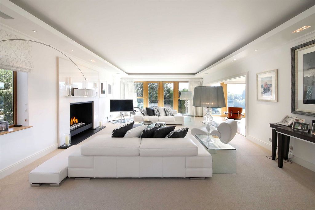 Additional image 5 of 5 bed detached house for saleHarpsden Way, Henley-On-Thames, Oxfordshire RG9