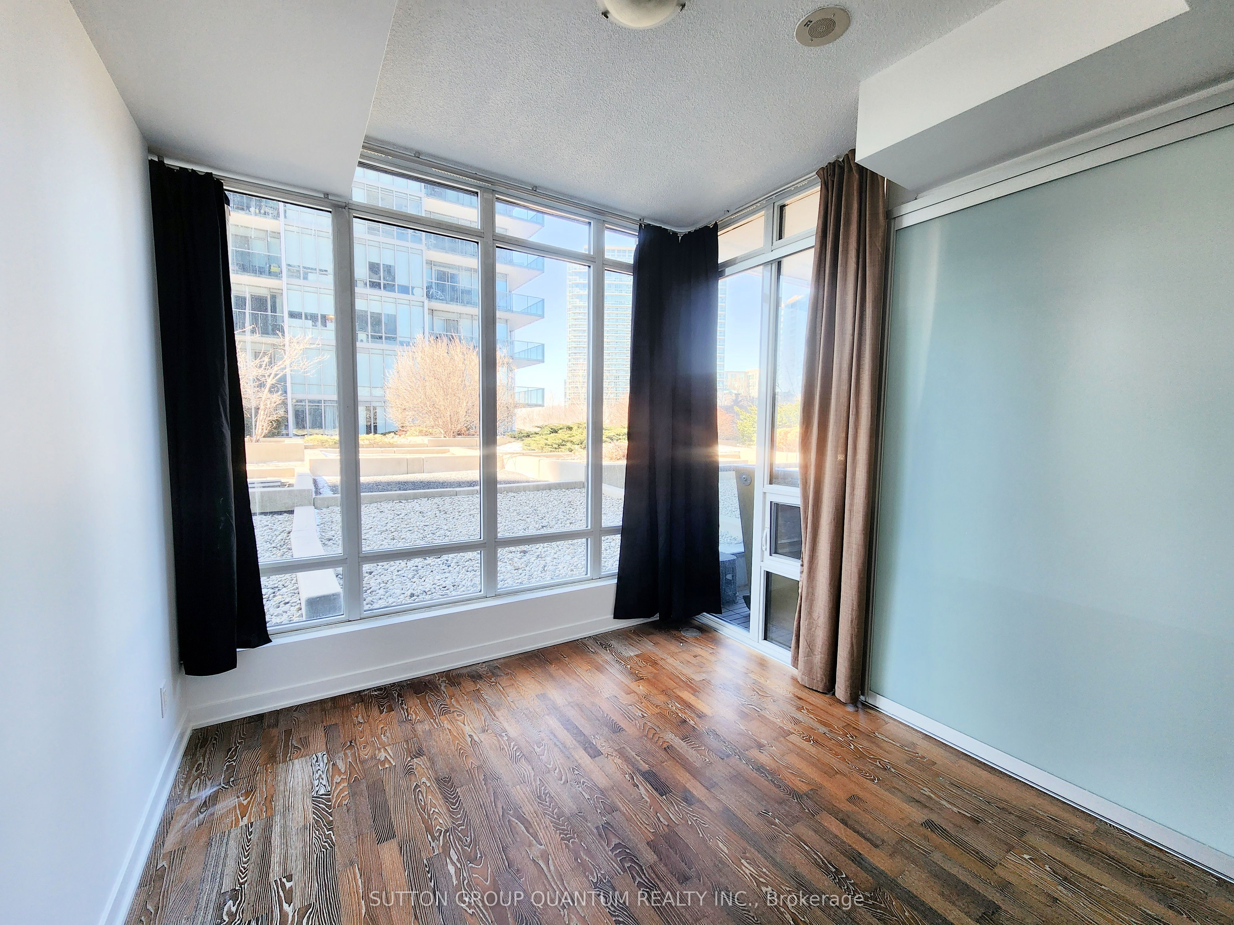 Additional image 6 of 203-90 Park Lawn Road, Toronto, ON, M8Y 0B6