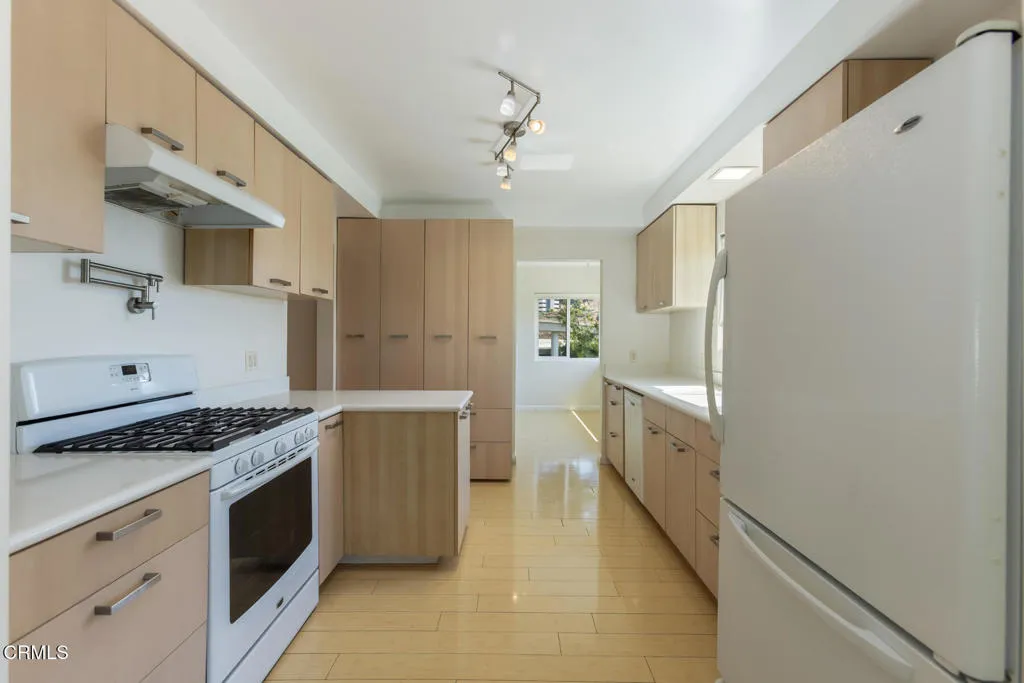 Additional image 55 of 1932 Hilldale Drive, La Canada Flintridge, CA 91011