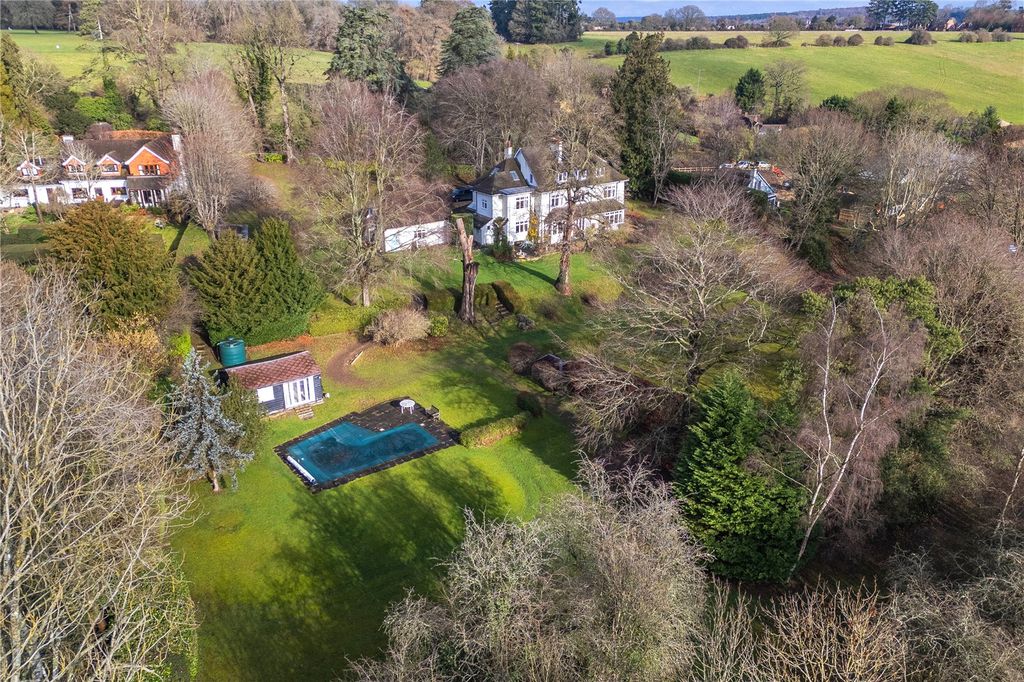Additional image 12 of 9 bed detached house for saleGillotts Lane, Harpsden, Henley-On-Thames, Oxfordshire RG9