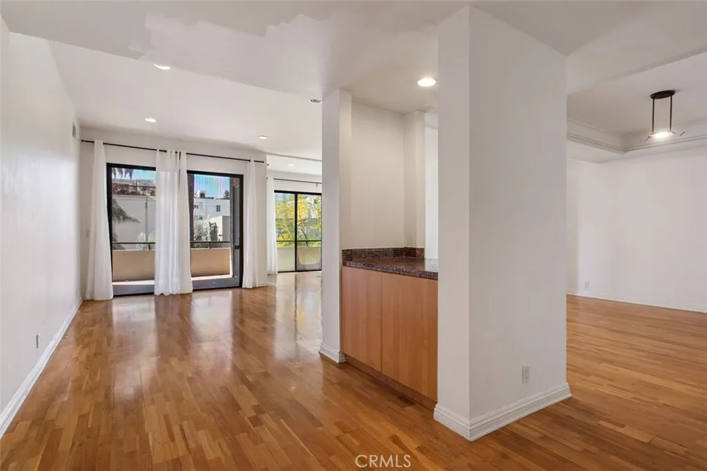 Additional image 4 of 1880 Veteran Avenue, Los Angeles, CA 90025