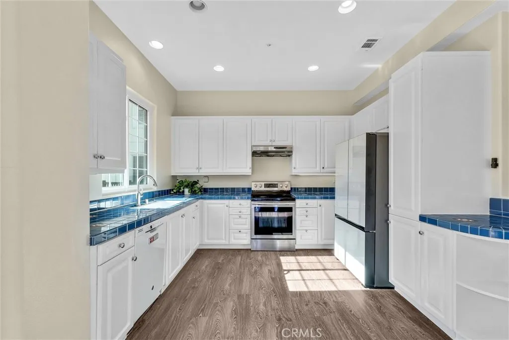 Additional image 16 of 2861 Ballesteros Lane, Tustin, CA 92782