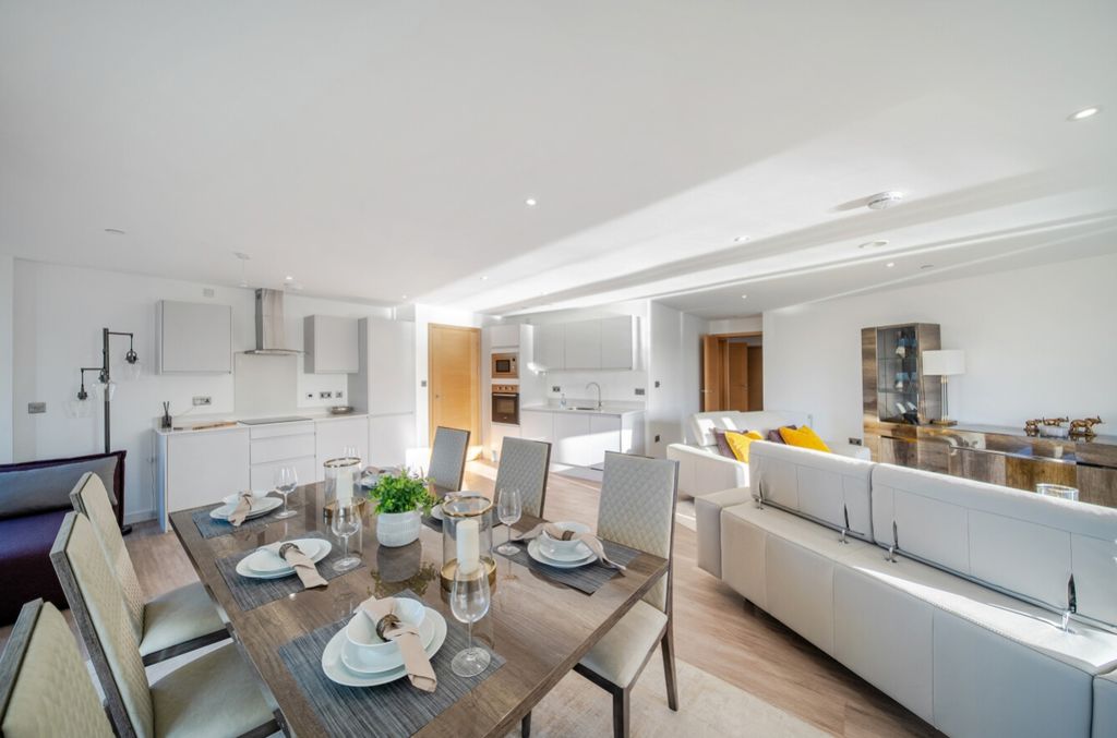 Additional image 6 of 2 bed flat for saleApartment 50, Block C, Yacht Club Place, Trent Lane, Nottingham, Nottinghamshire NG2