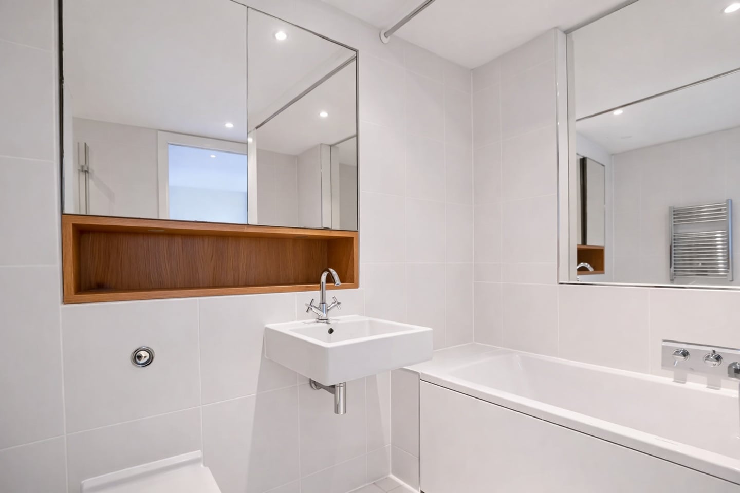 Additional image 6 of 2 Bed Flat, Hepworth Court, SW1W, N1 7GU