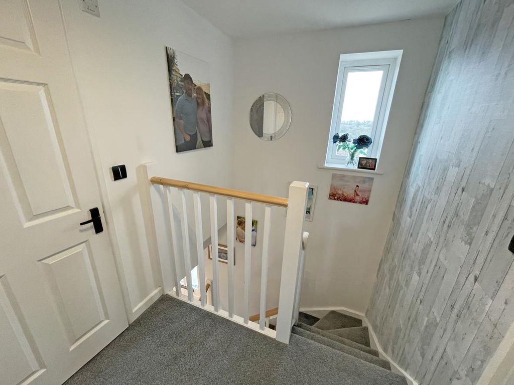 Additional image 9 of 3 bed semi-detached house for saleYealmpstone Close, Plympton, Plymouth PL7