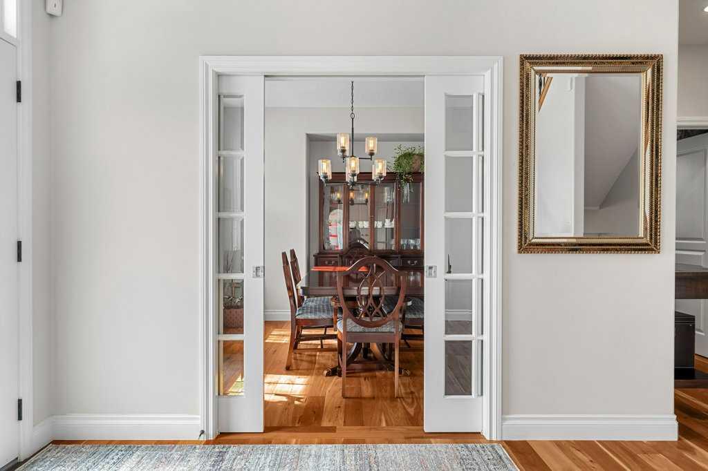 Additional image 5 of 274 Somme Avenue SW, Calgary, AB, T2T 5J9