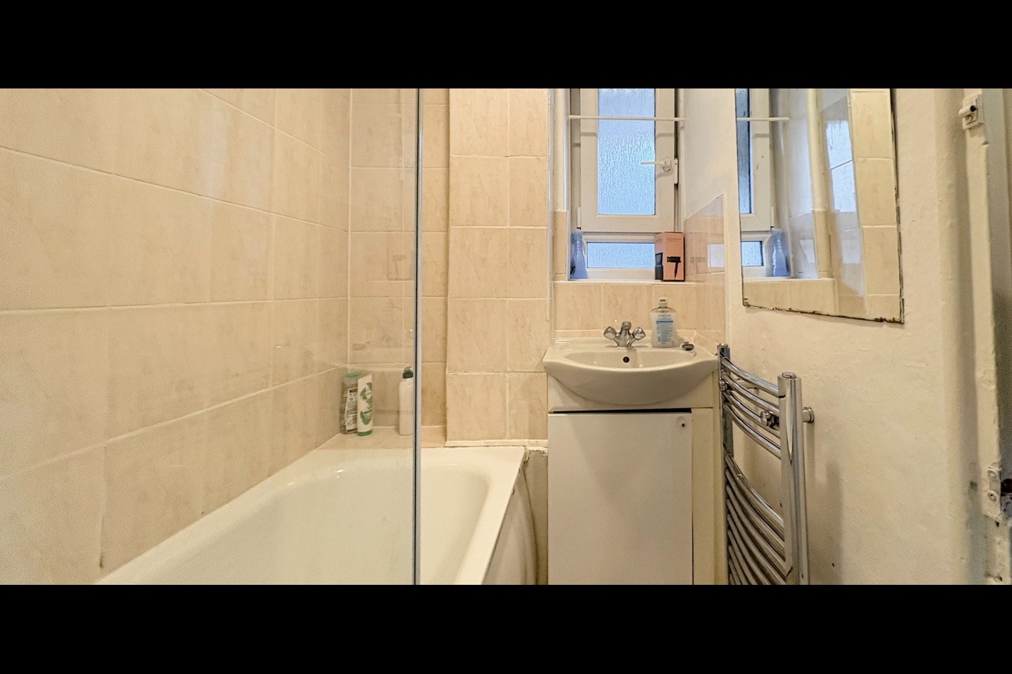 Additional image 2 of Room in a Shared Flat, Herbert House, E1, N1 7GU