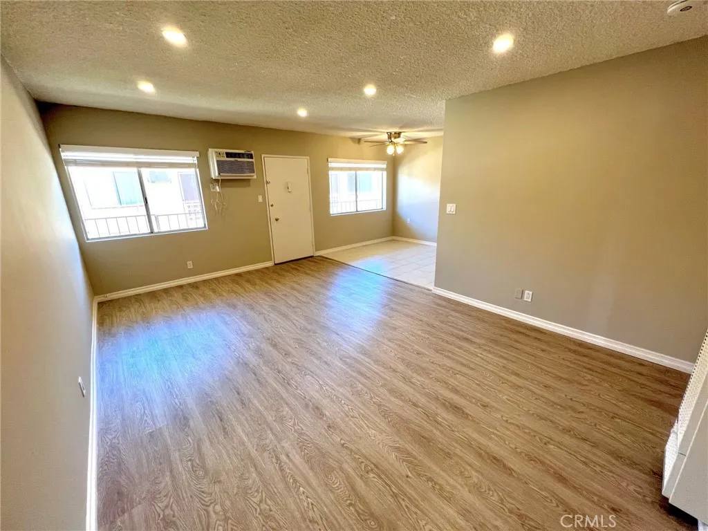 Additional image 12 of 2306 Mira Vista Avenue Unit 7, Montrose, CA 91020