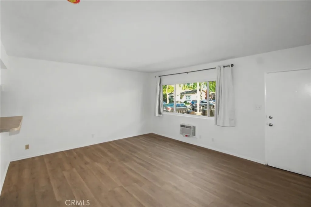 Additional image 5 of 1010 E 32nd St Unit B, Signal Hill, CA 90755