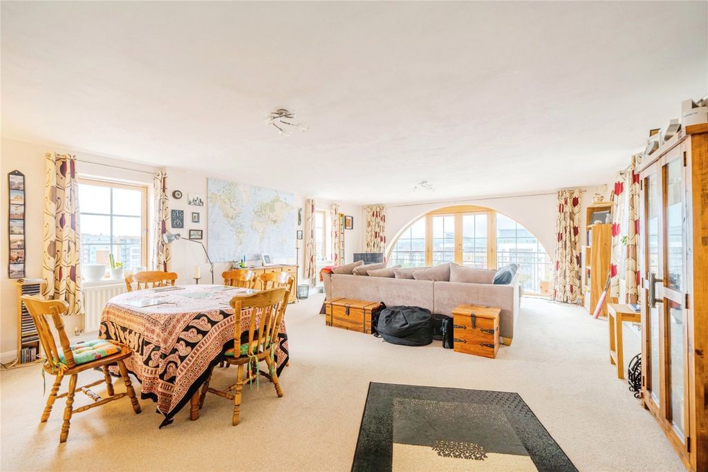 Additional image 3 of 2 bed flat for saleWaters Edge, Lower Burlington Road, Portishead BS20