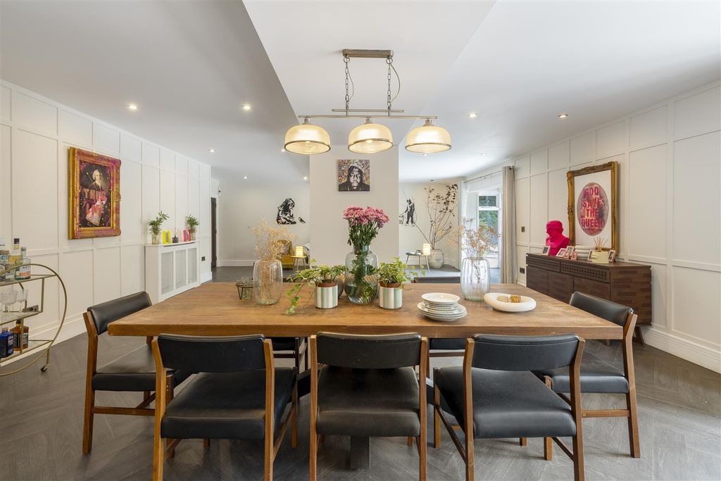 Additional image 20 of 7 bed property for saleLovelace Avenue, Solihull B91