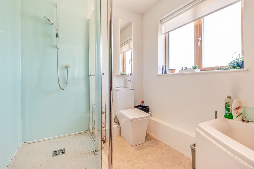 Additional image 11 of 7 bed detached house for saleWinsor Crescent, Hampton Vale, Peterborough PE7