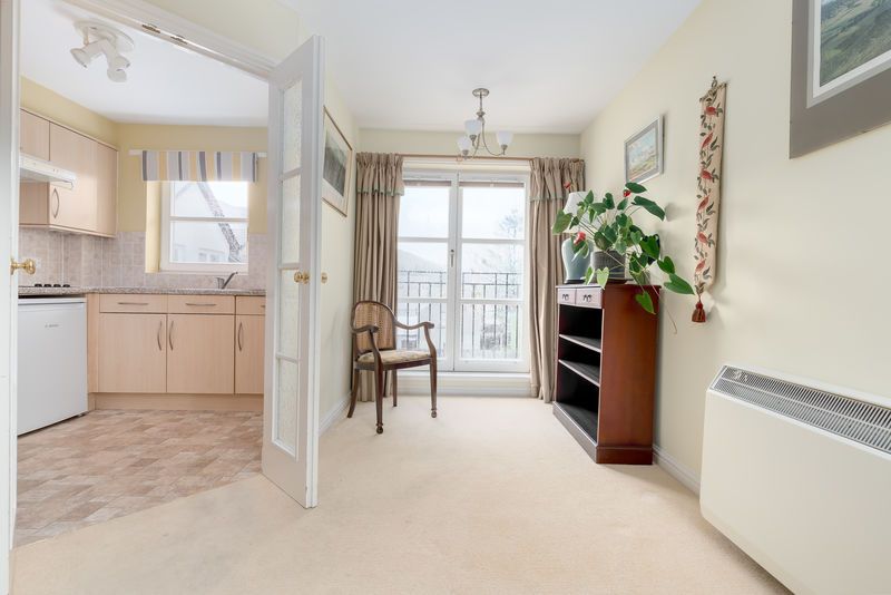 Additional image 4 of 1 bed property for sale27 Venlaw View, Innerleithen Road, Peebles EH45
