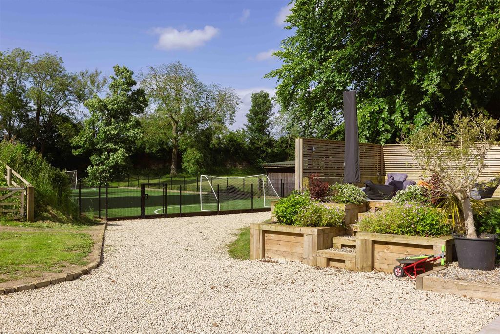 Additional image 38 of 5 bed detached house for saleCrocodile House, Manor Gardens, Thorner, Leeds LS14